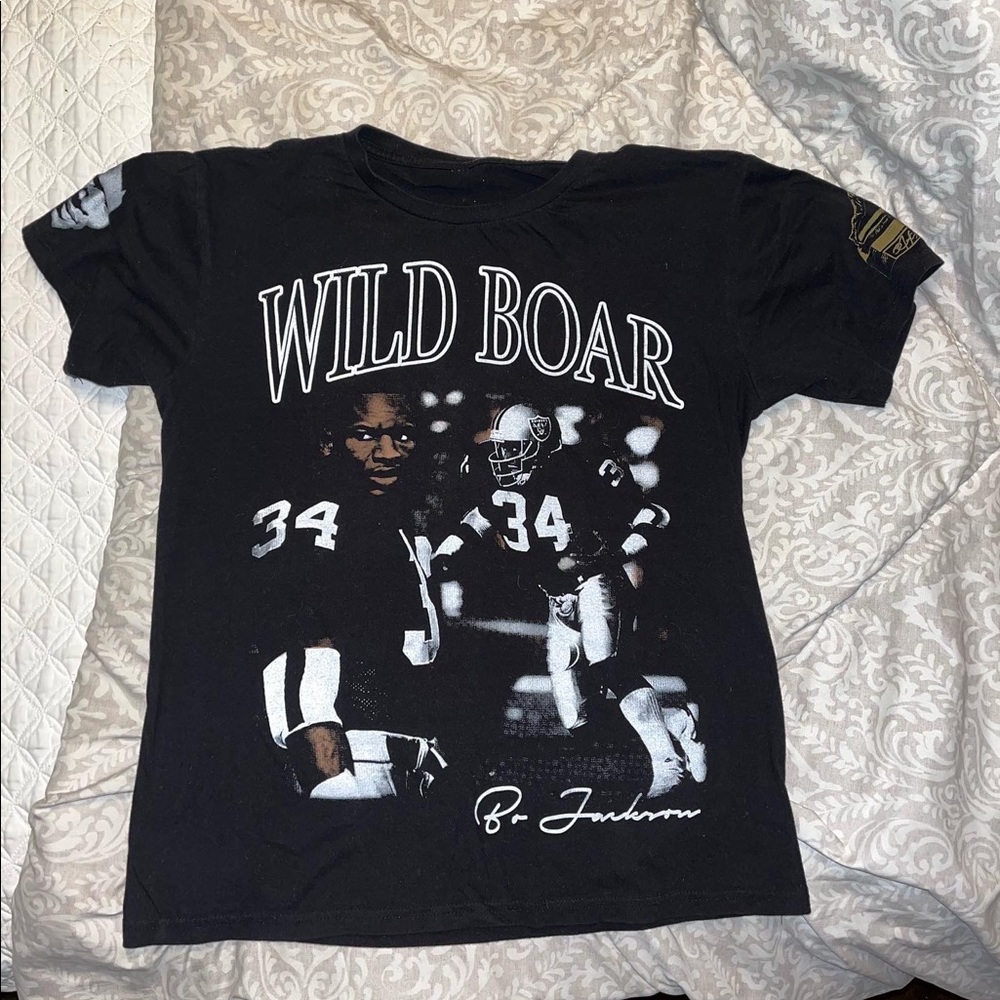 Bo Jackson vintage t shirt. Gently used. Size large